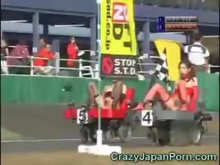 Nebuna f1 japonia porno!