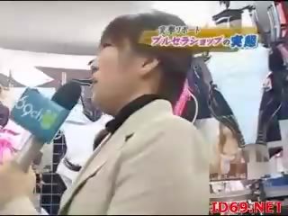 Japoneze av model bythë ledhatim